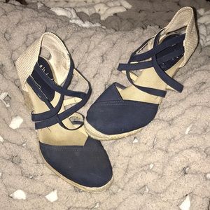 Adrienne Vittadini wedge heels